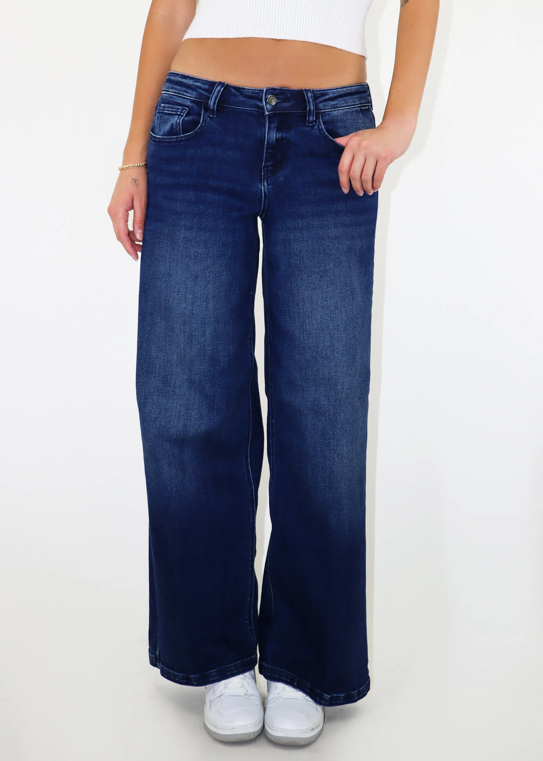 Blue Eyes Low Rise Jeans ★ Dark Wash