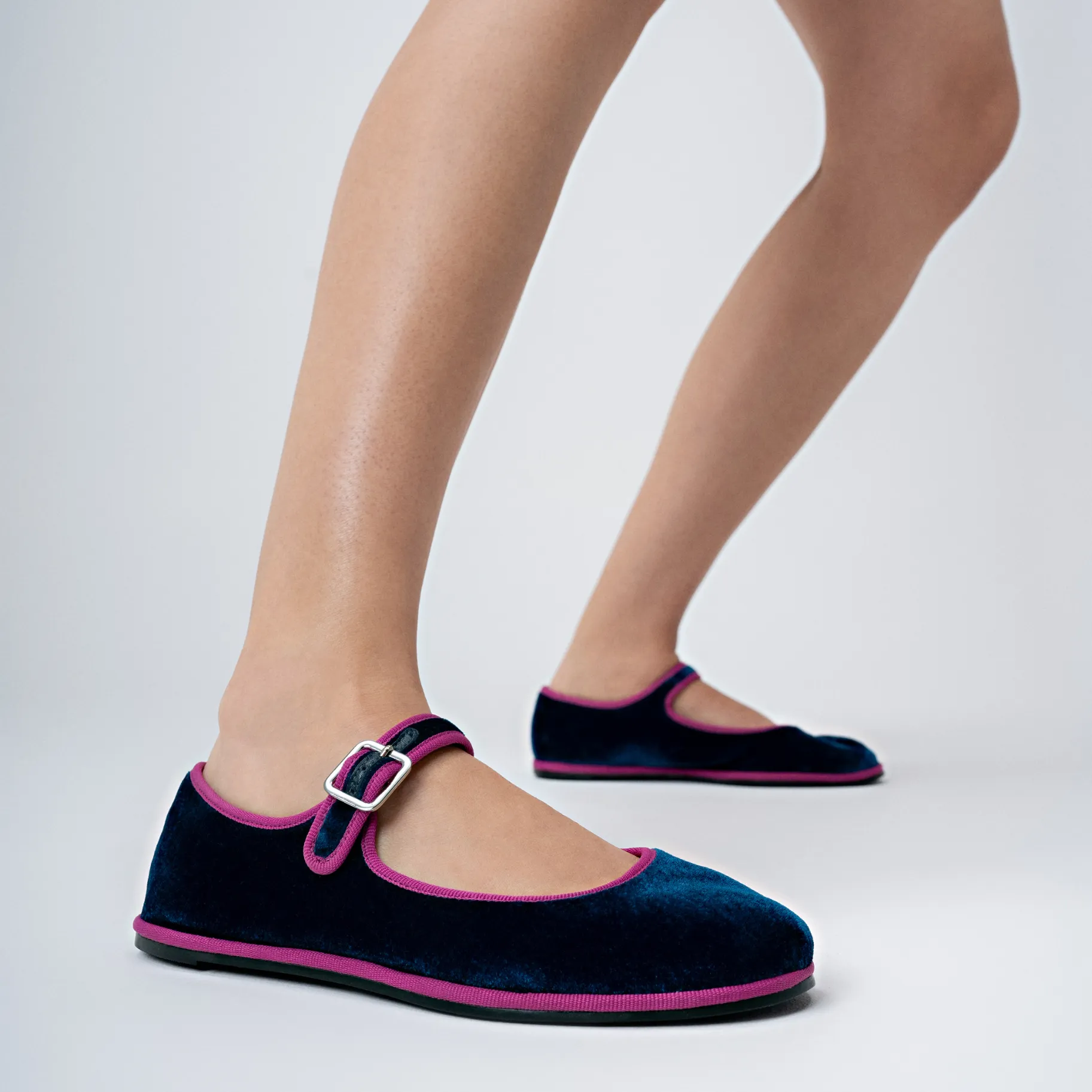 Clarissa Velvet Flat