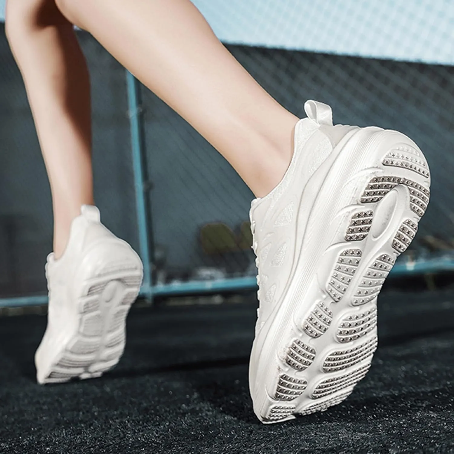 Couples Fashion Mesh Solid Color Breathable Sneakers Temperament Comfortable Running Shoes