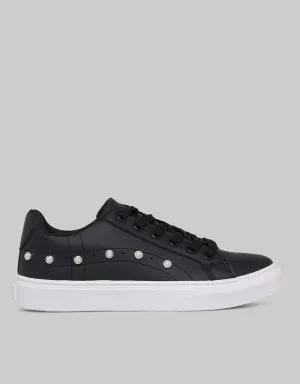 Details Sneakers Woman Studded