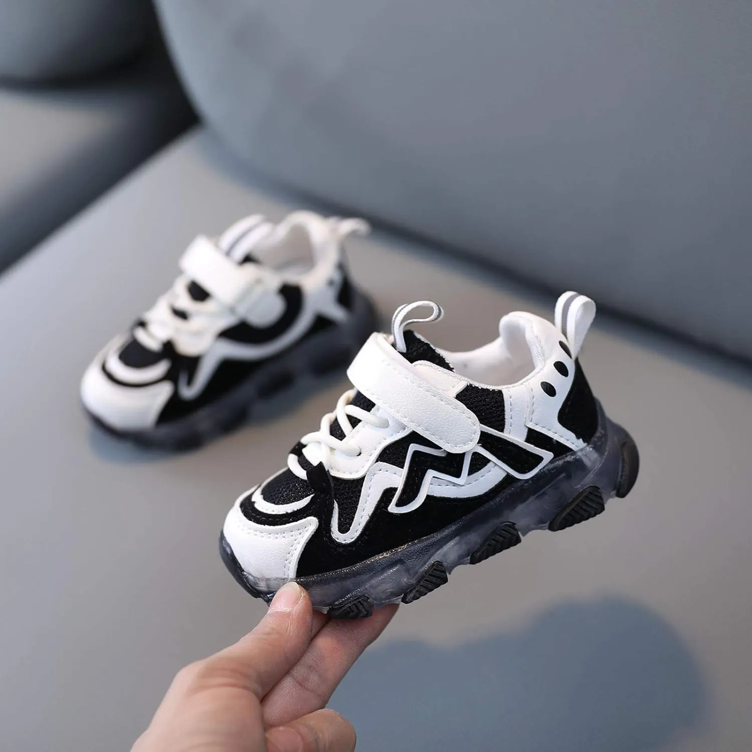 Fashion Baby Sneakers Running Sport Shoes Toddler Kids Girls Led Light Luminous Running Sport Mesh Sneakers
