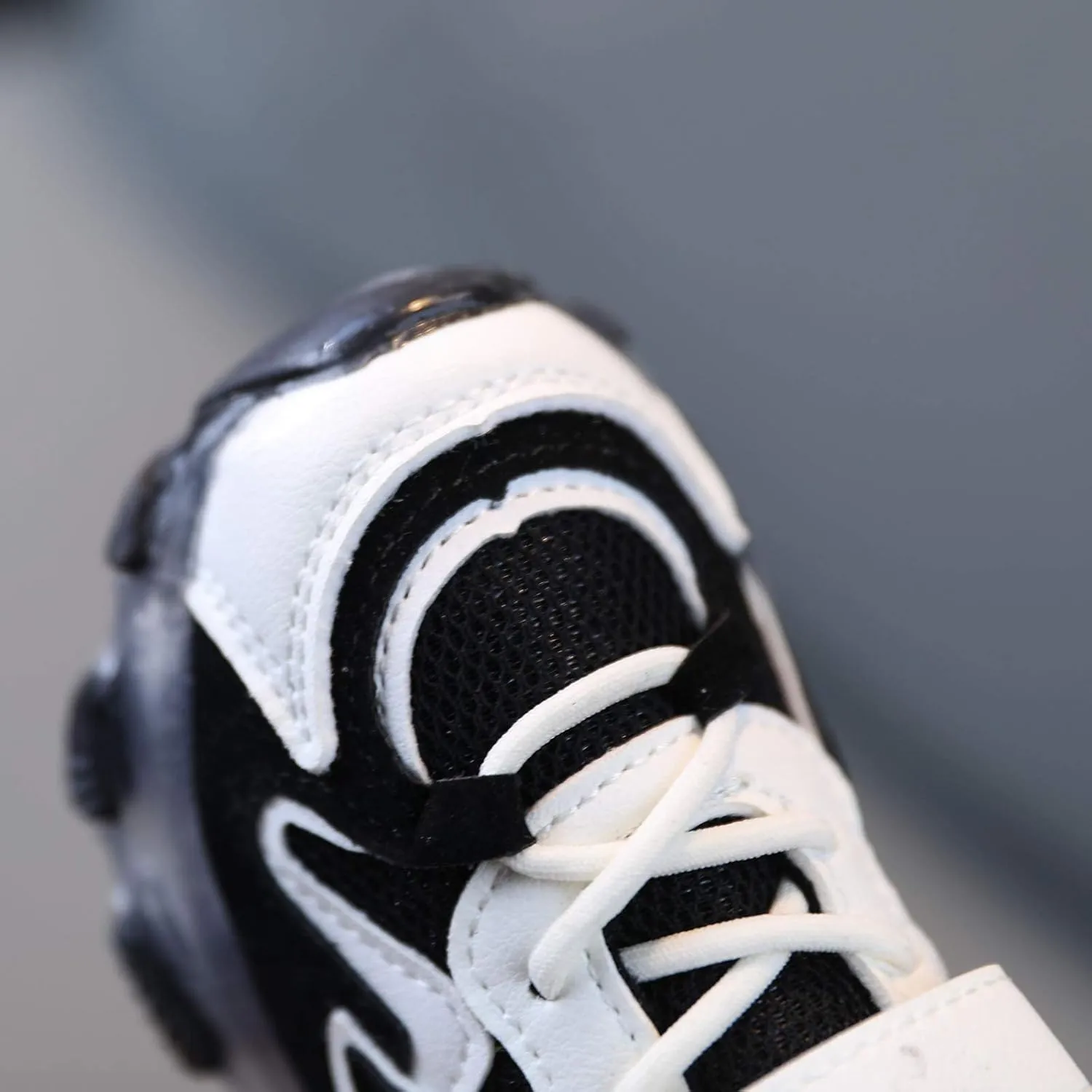 Fashion Baby Sneakers Running Sport Shoes Toddler Kids Girls Led Light Luminous Running Sport Mesh Sneakers