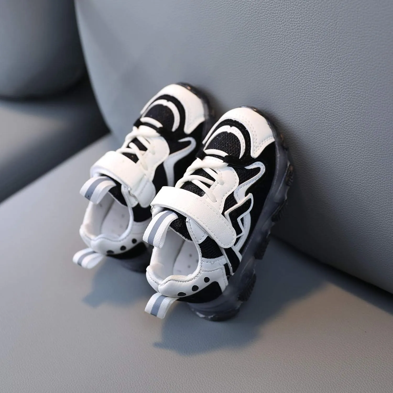 Fashion Baby Sneakers Running Sport Shoes Toddler Kids Girls Led Light Luminous Running Sport Mesh Sneakers