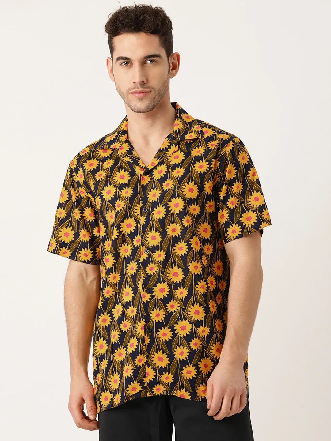 Men Navy & Yellow Printed Pure Cotton Relaxed Fit Casual Resort Shirt