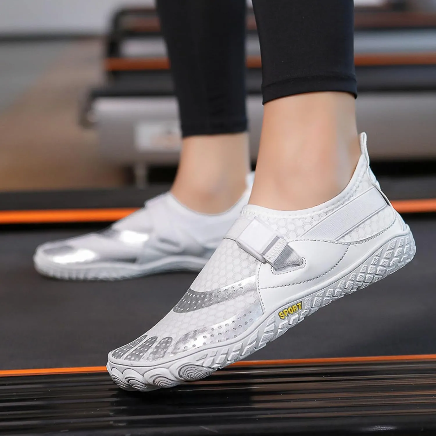 Outdoor Jogging Sneakers for Men Casual Sneaker Mesh Breathable Walking Shoe Arch Support Sports Shoes for Men