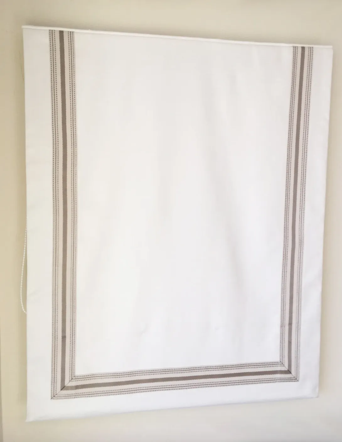 Relaxed Roman Shade, Custom roman shade, Decorative trim #922, roman shade with chain mechanism, Roman Shades for windows, window treatments