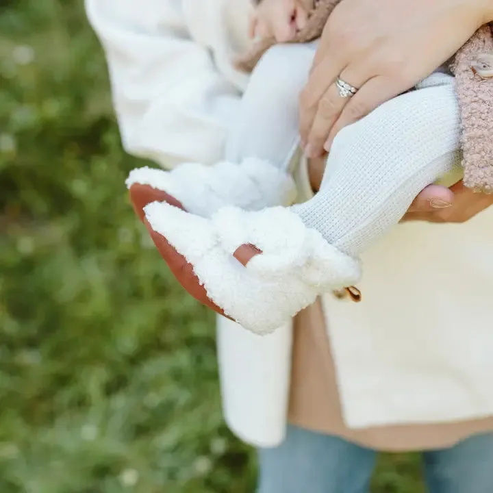 Sherpa Baby Stay-On Boots - Alabaster by goumikids
