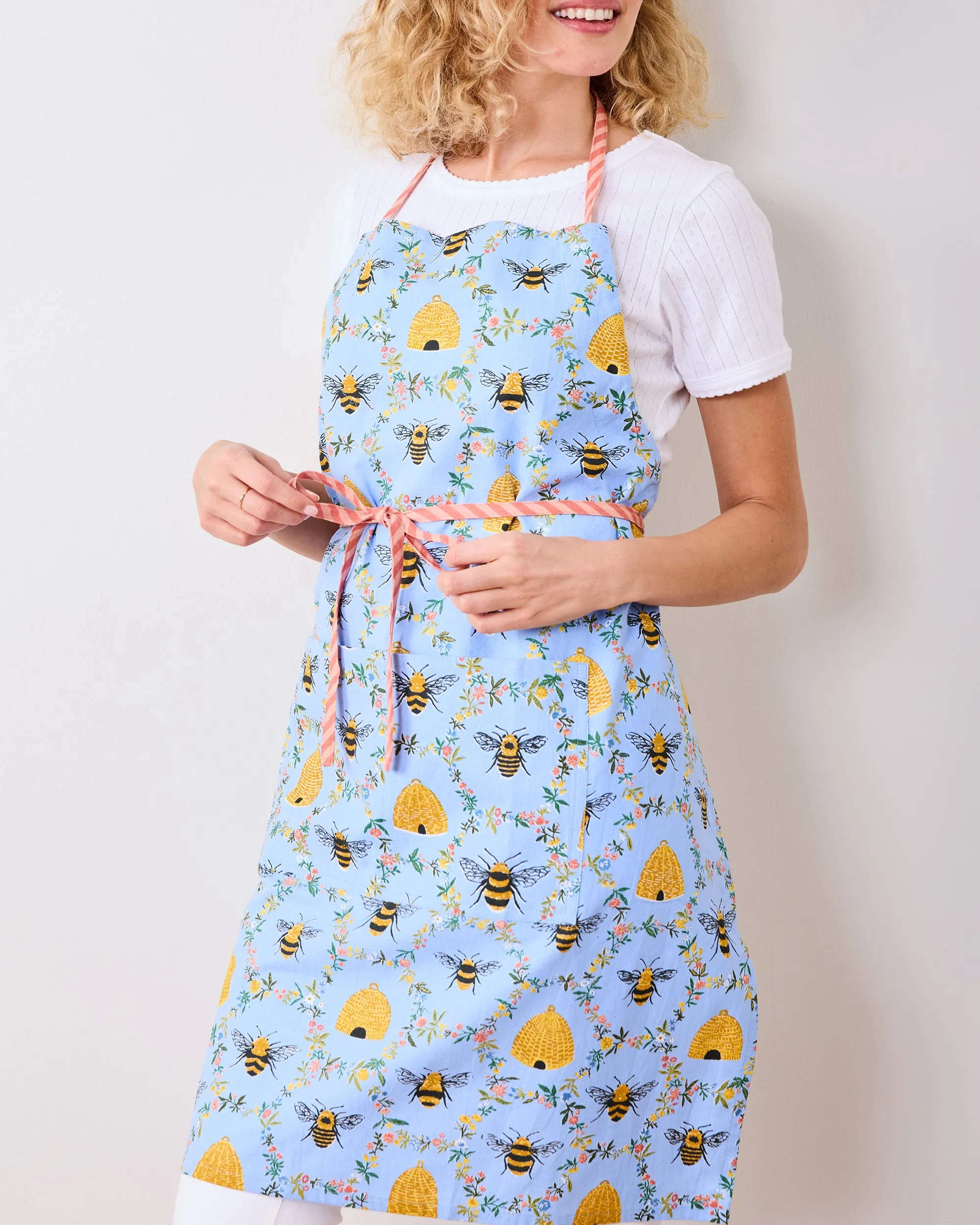 Sweet Bee - Apron - Soft Blue