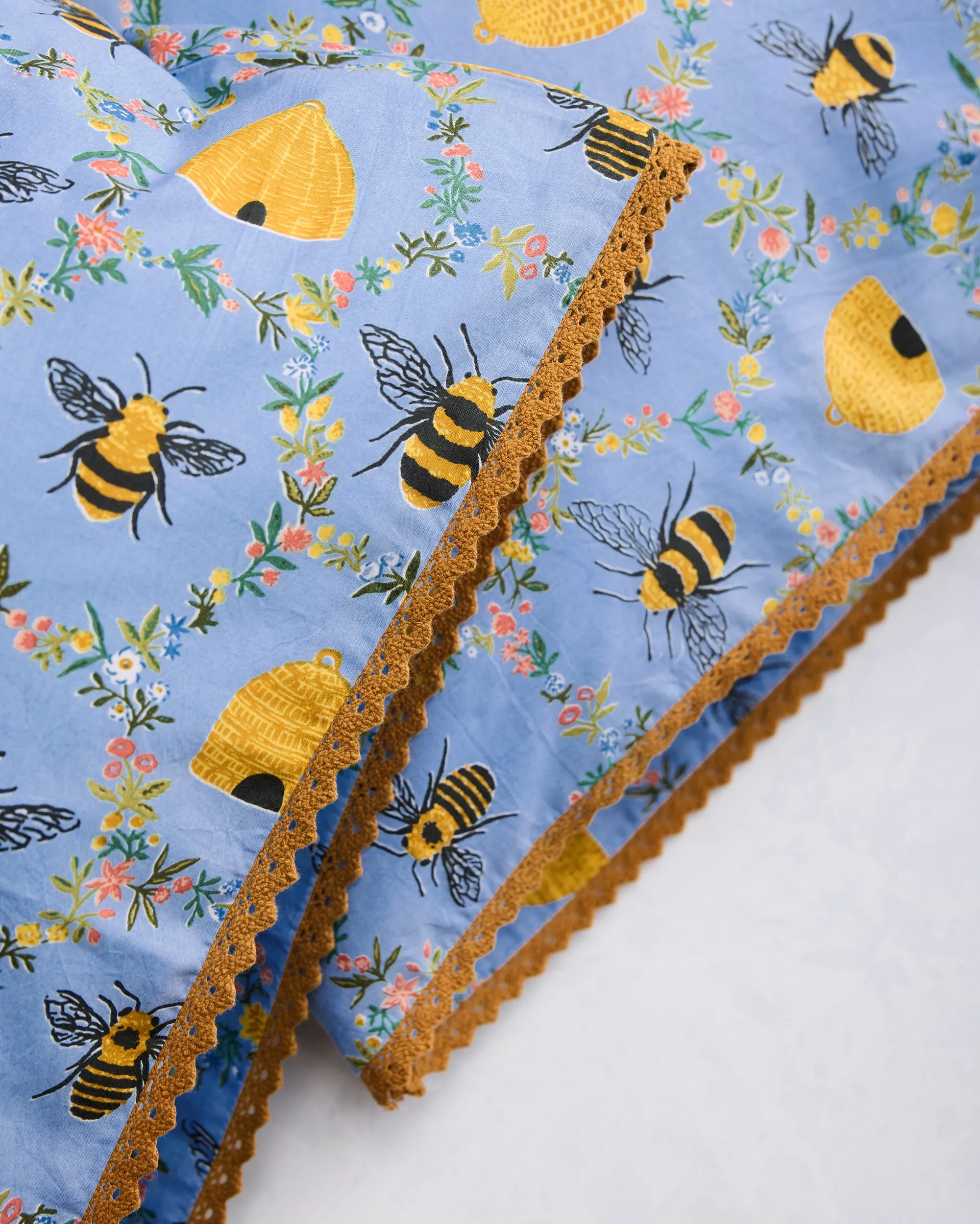 Sweet Bee - Pillowcase Set Of 2 - Soft Blue